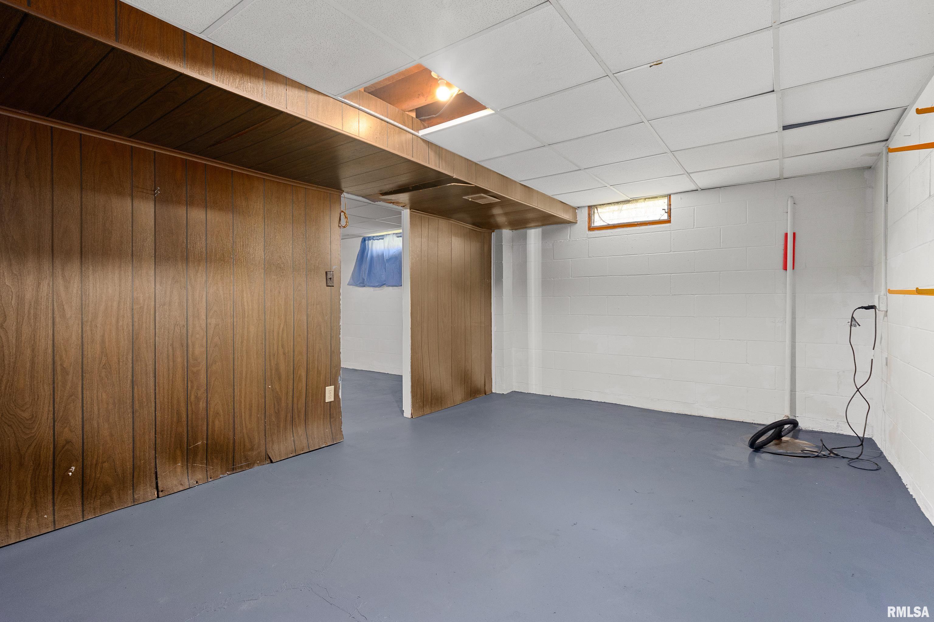 6206 North Randwick Road Peoria, IL 61615 - Photo 29 of 36