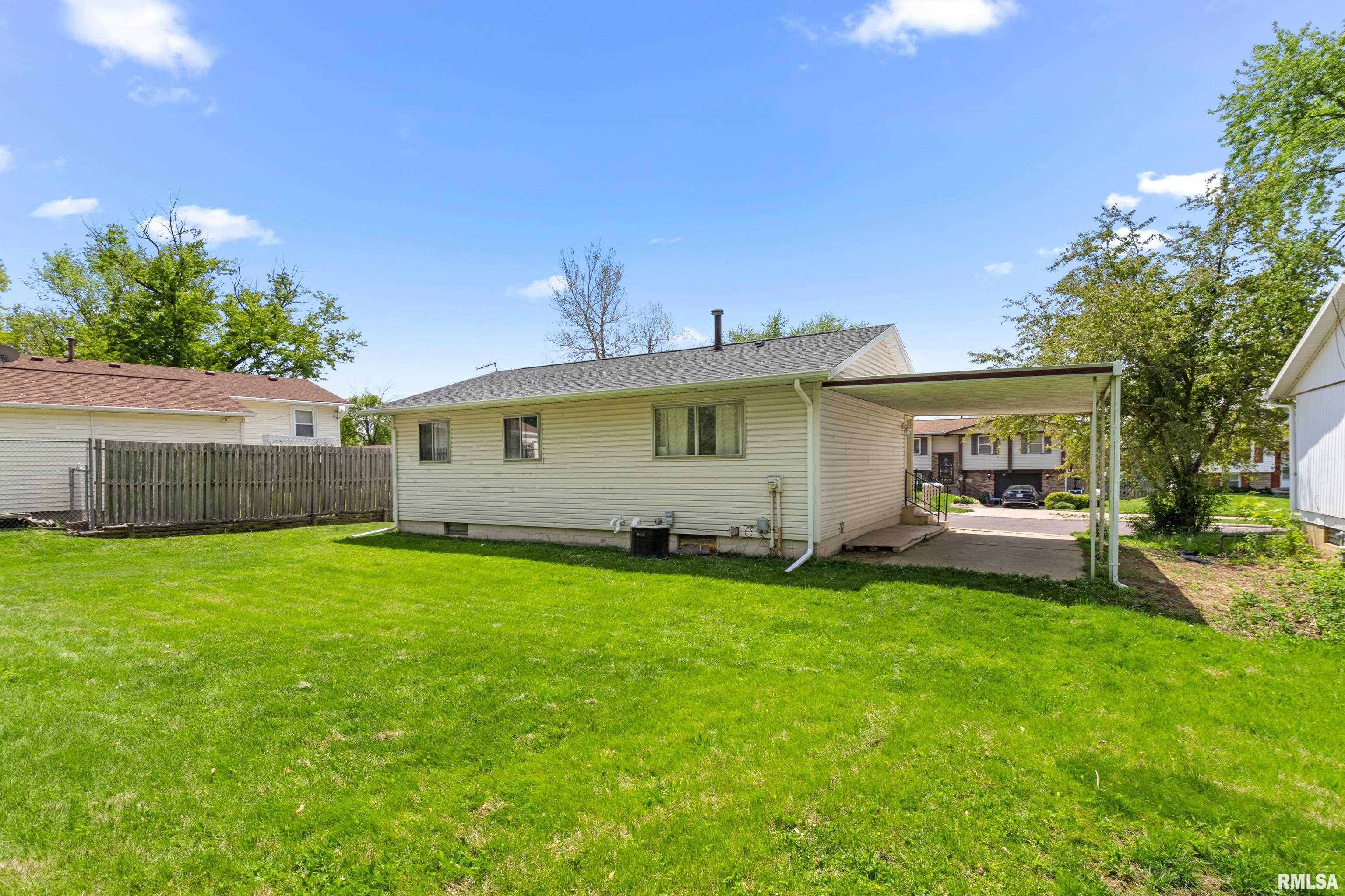 6206 North Randwick Road Peoria, IL 61615 - Photo 33 of 36