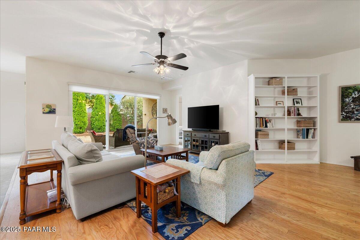 13021 East Gonzalez Street Dewey, AZ 86327 - Photo 13 of 27 Great Room