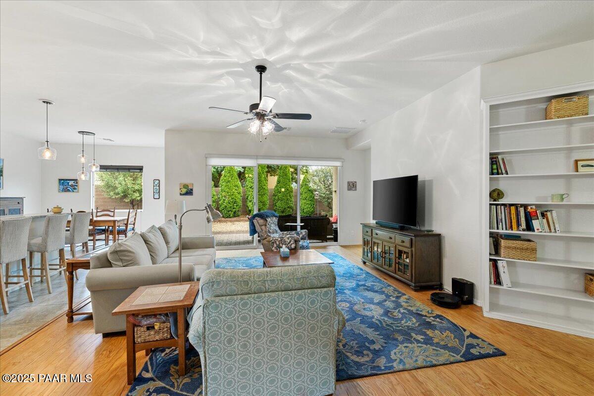 13021 East Gonzalez Street Dewey, AZ 86327 - Photo 14 of 27 Great Room