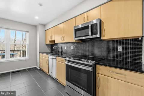 $530,000 | 2002 Medical Park Drive, Silver Spring, MD 20902