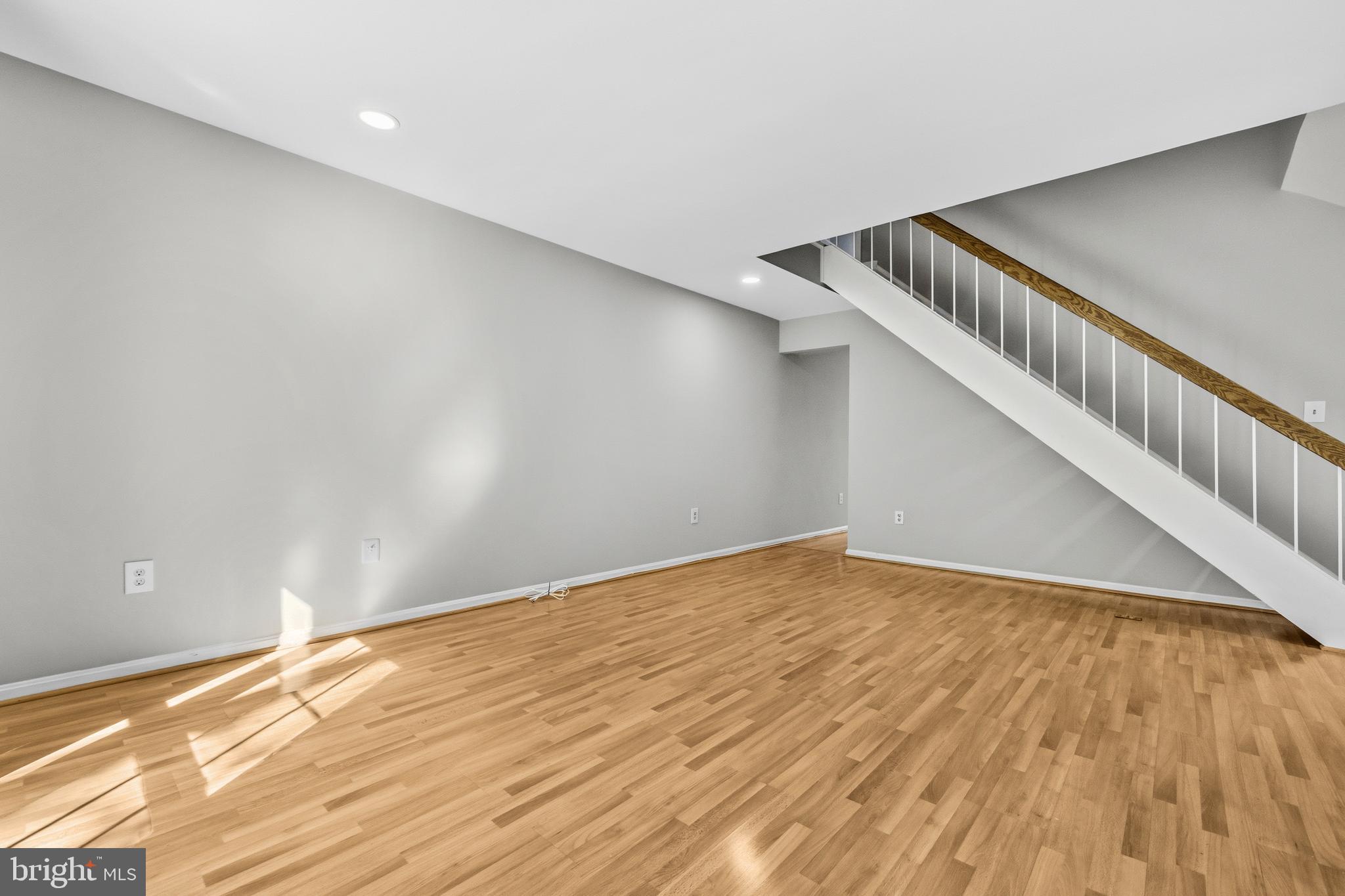 2002 Medical Park Drive Silver Spring, MD 20902 - Photo 6 of 43 Large living room