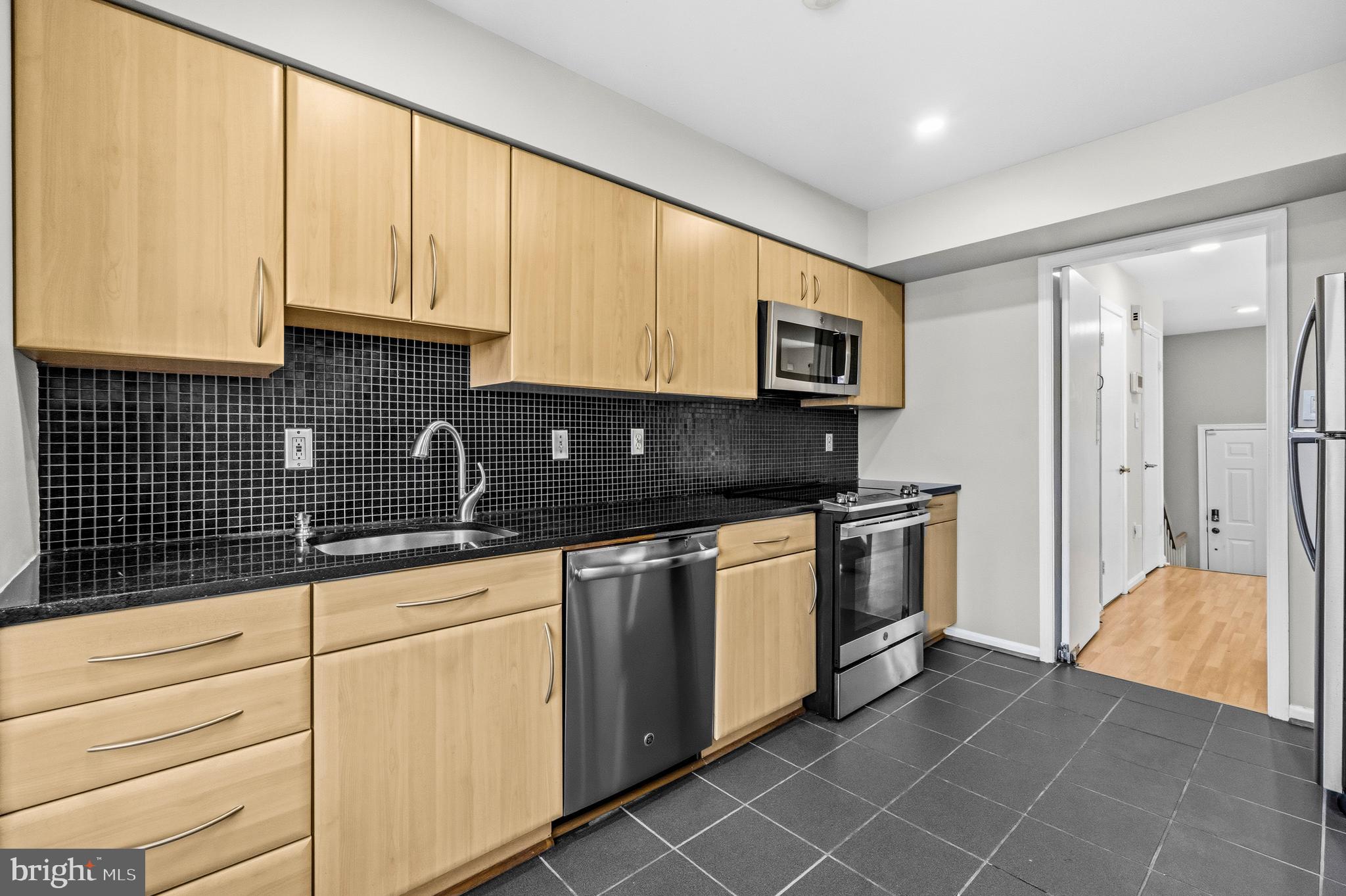 2002 Medical Park Drive Silver Spring, MD 20902 - Photo 9 of 43