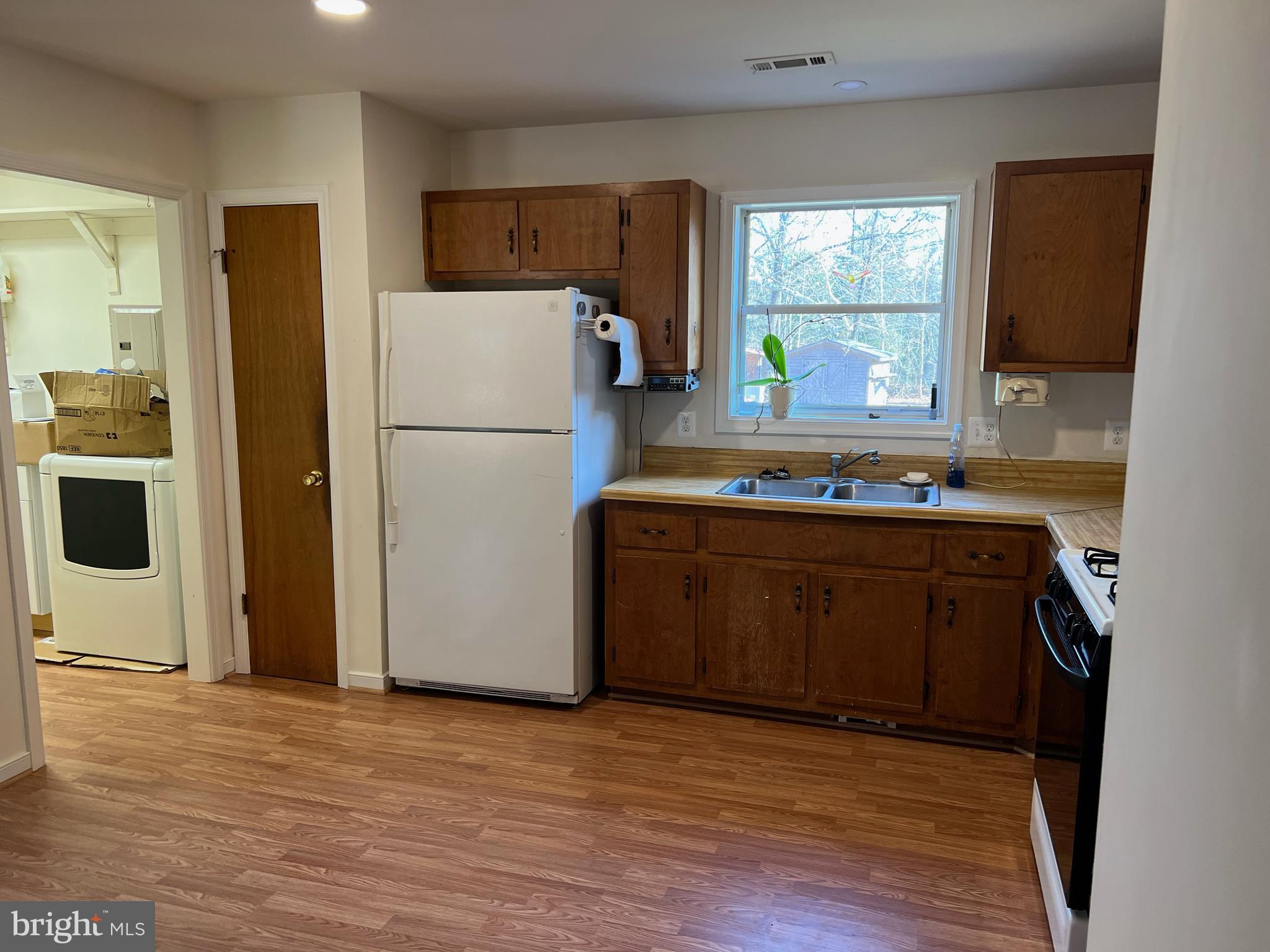8307 Kines Road Warrenton, VA 20187 - Photo 24 of 46 Kitchen.