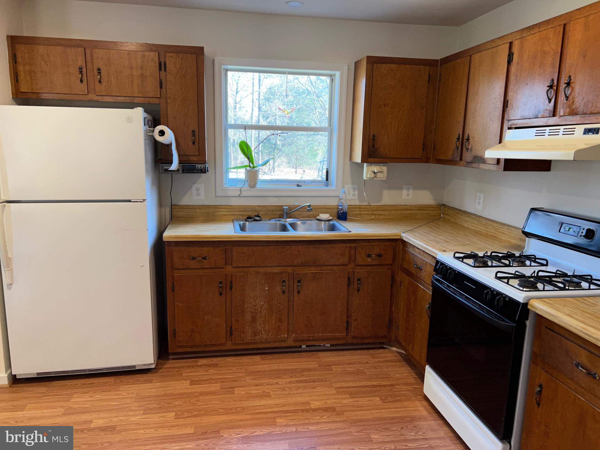 8307 Kines Road Warrenton, VA 20187 - Photo 25 of 46 Kitchen.