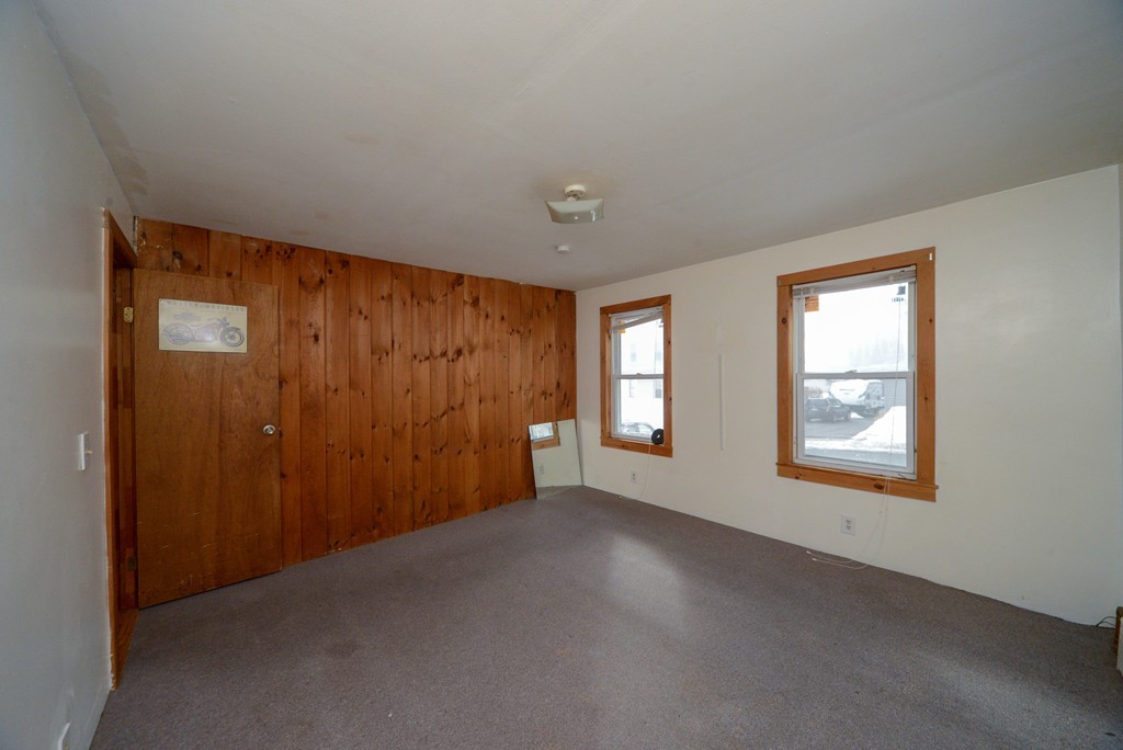 31 Rice Street Marlborough, MA 01752 - Photo 11 of 20