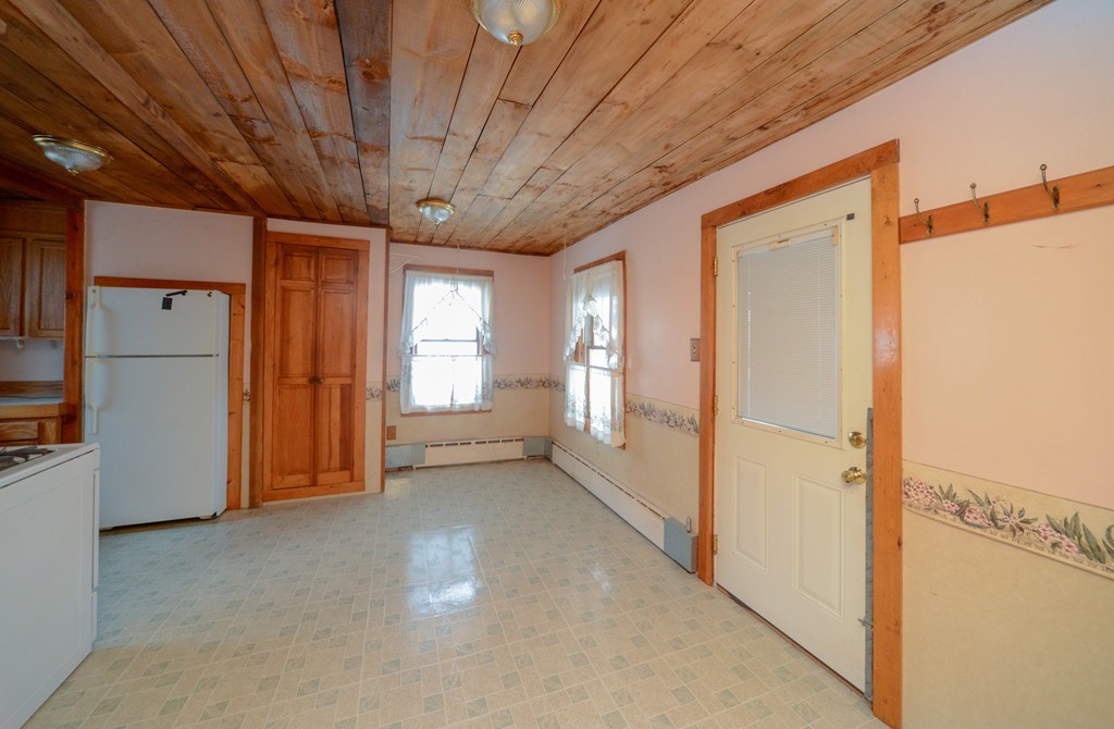 31 Rice Street Marlborough, MA 01752 - Photo 16 of 20