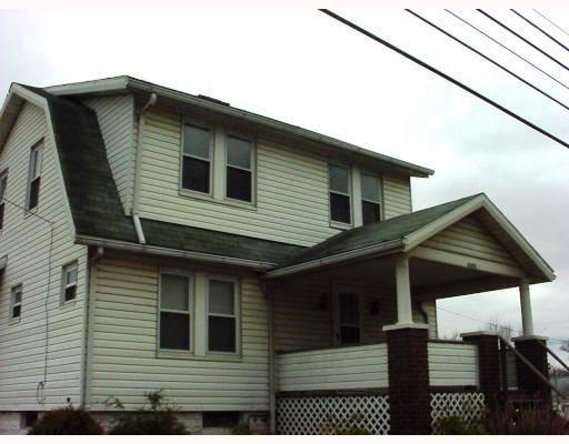 4303 Mitchell Road New Castle, PA 16105 - Photo 1 of 7 Exterior Front.