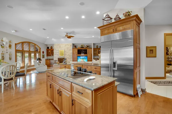 $1,850,000 | 61 Overlook Drive, Golf, IL 60029