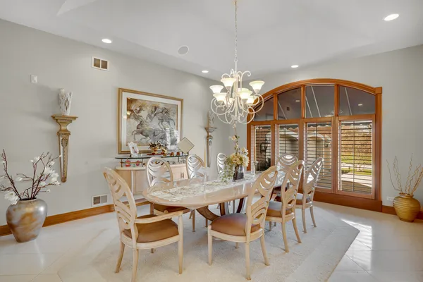 $1,850,000 | 61 Overlook Drive, Golf, IL 60029