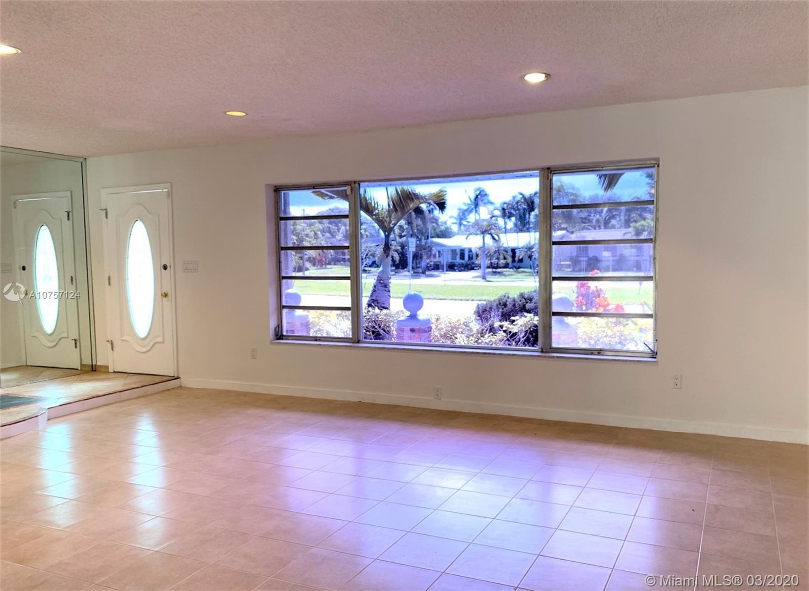3331 West Park Road Hollywood, FL 33021 - Photo 3 of 10