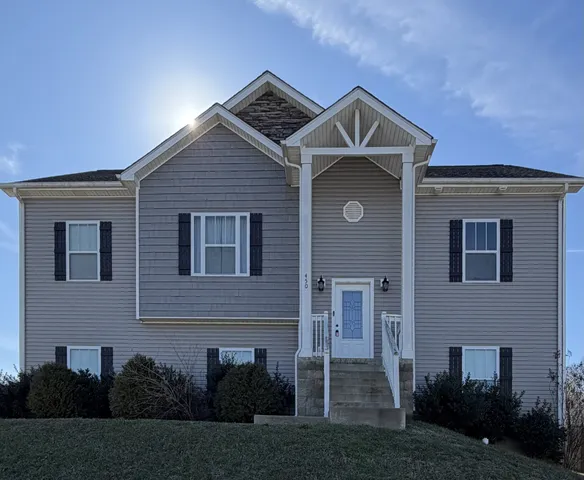 $355,000 | 450 Woodtrace Drive, Clarksville, TN 37042