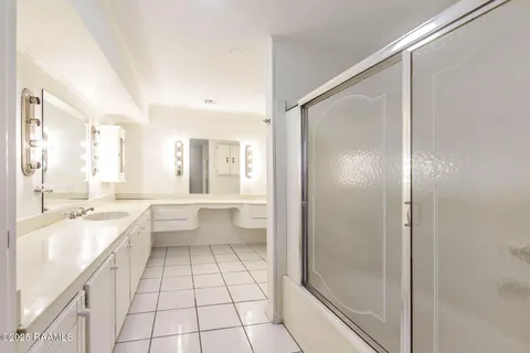 $495,000 | 4309 Bayouside Drive, Houma, LA 70363