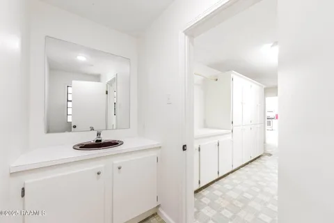 $495,000 | 4309 Bayouside Drive, Houma, LA 70363