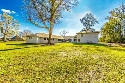 $495,000 | 4309 Bayouside Drive, Houma, LA 70363