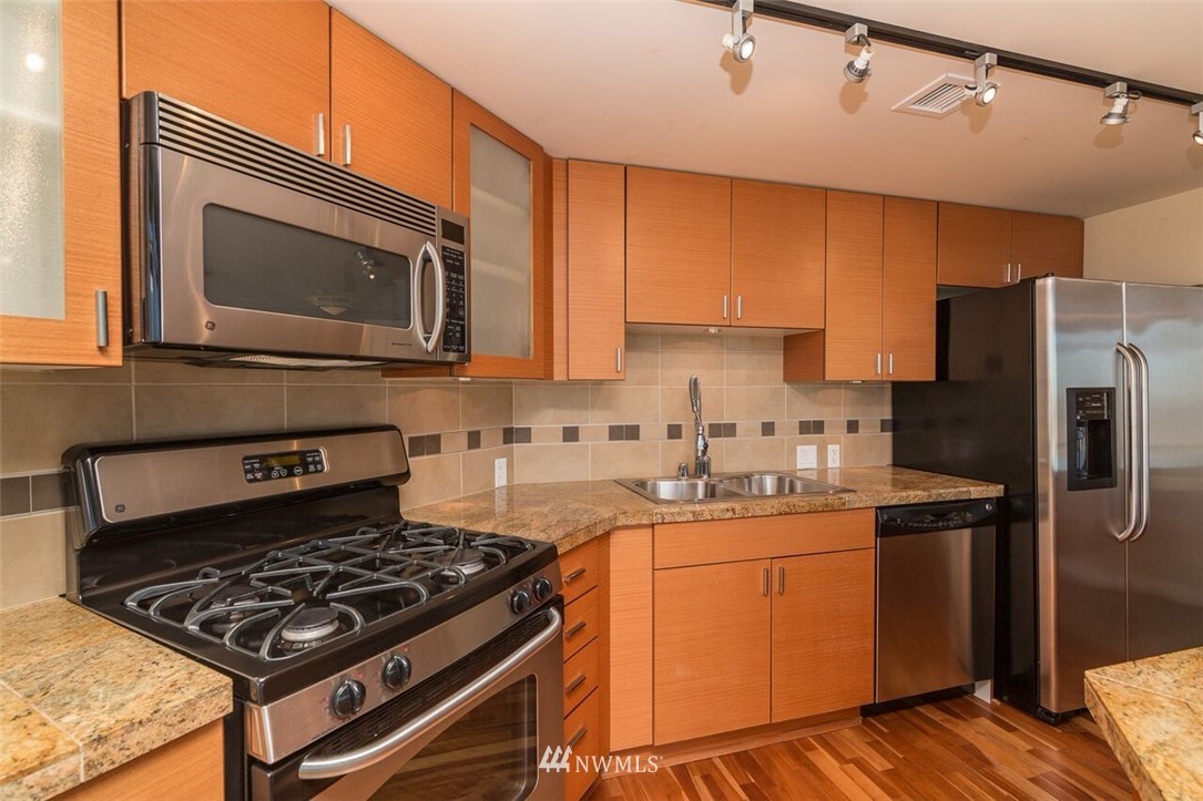 819 Virginia Street, Unit 2802 Seattle, WA 98101 - Photo 5 of 22