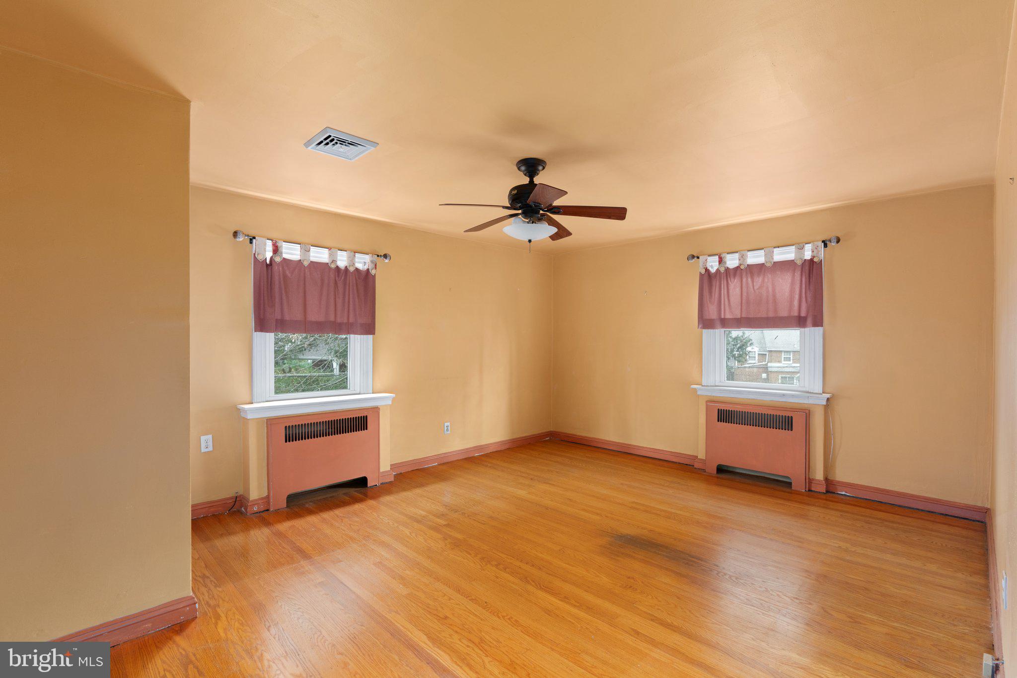443 Old Farm Road Wyncote, PA 19095 - Photo 22 of 35 a view of an empty room and window