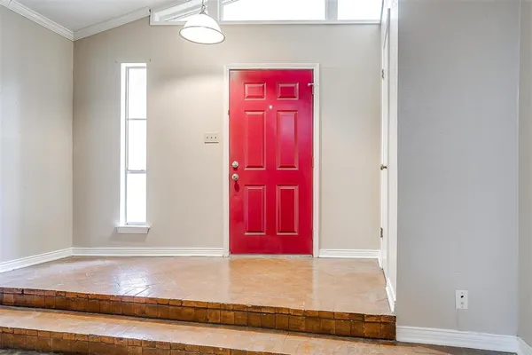 $1,900 | 13305 Southview Lane, Dallas, TX 75240