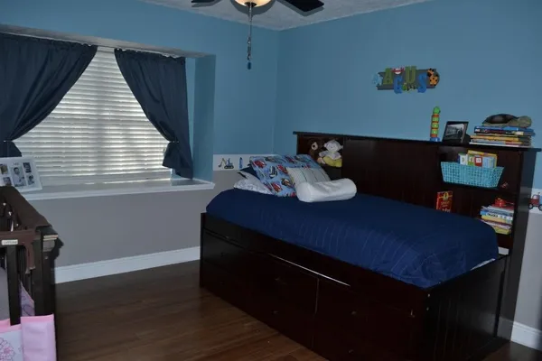 $2,950 | 43 Hickory Oak Drive, The Woodlands, TX 77381