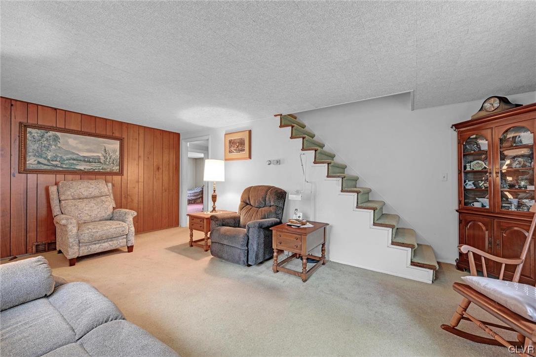 1069 Saucony Road Kutztown, PA 19530 - Photo 7 of 38 Gallery Image 7