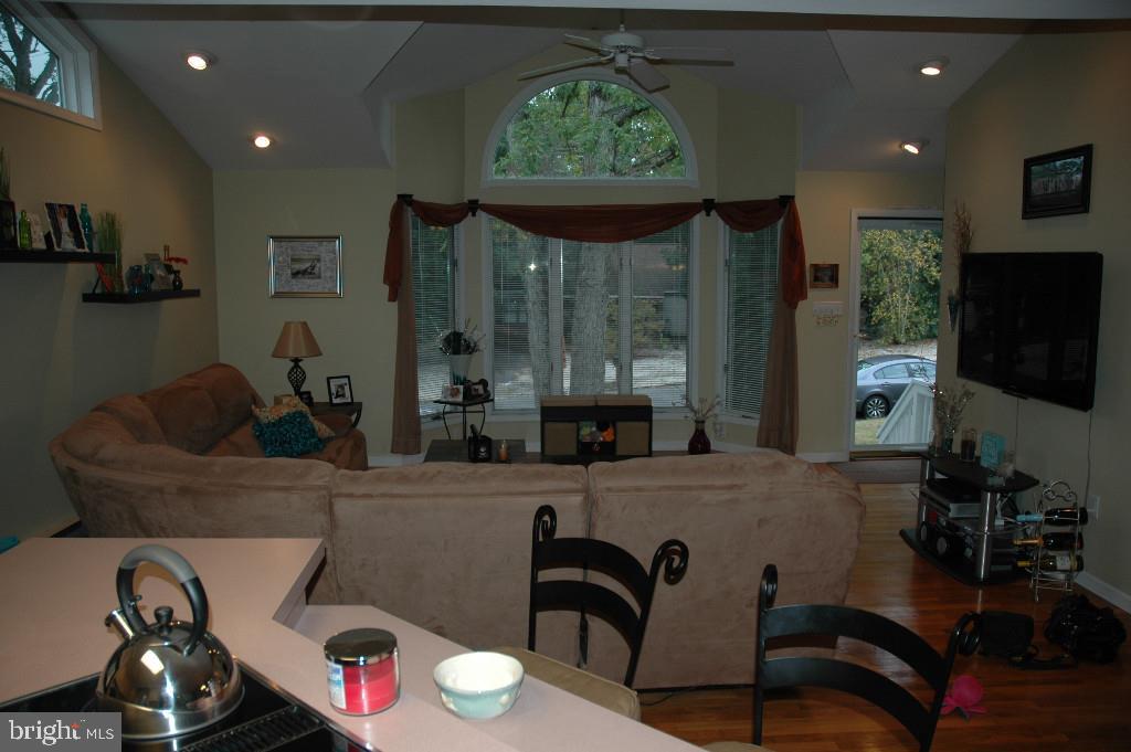 224 Sextant Road Manahawkin, NJ 08050 - Photo 12 of 35