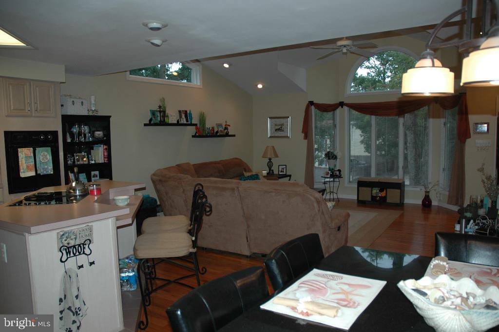 224 Sextant Road Manahawkin, NJ 08050 - Photo 15 of 35