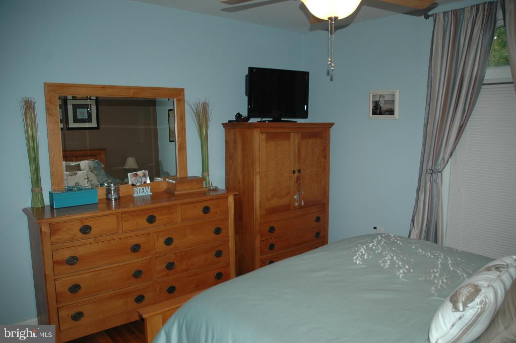 224 Sextant Road Manahawkin, NJ 08050 - Photo 20 of 35