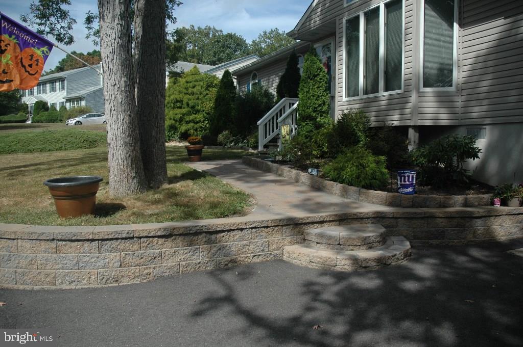 224 Sextant Road Manahawkin, NJ 08050 - Photo 5 of 35