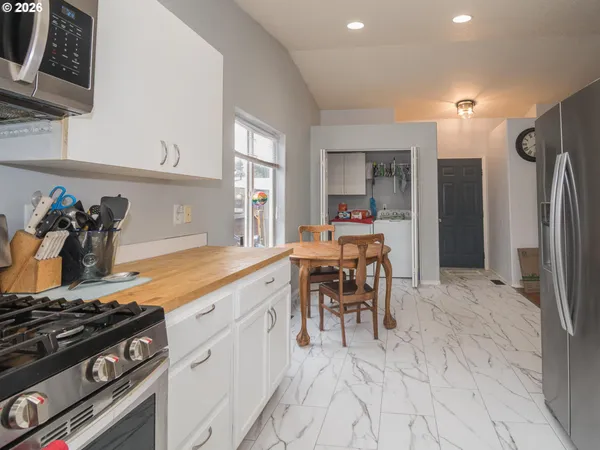 $439,000 | 2624 Southeast Hale Way, Gresham, OR 97080