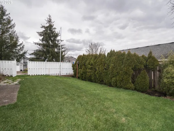 $439,000 | 2624 Southeast Hale Way, Gresham, OR 97080