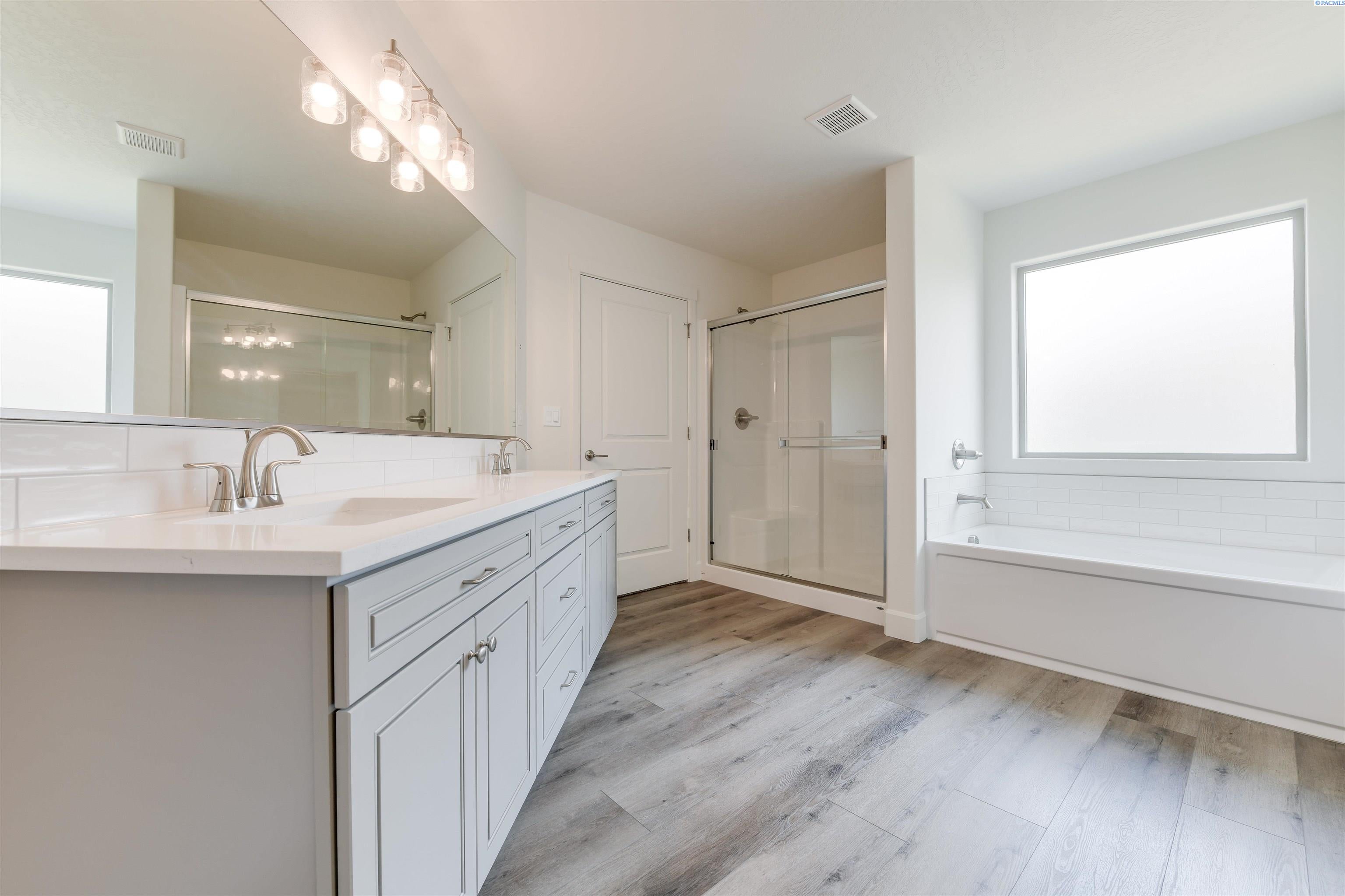 1720 Kendall Road Benton City, WA 99320 - Photo 16 of 22 Gallery Image 16