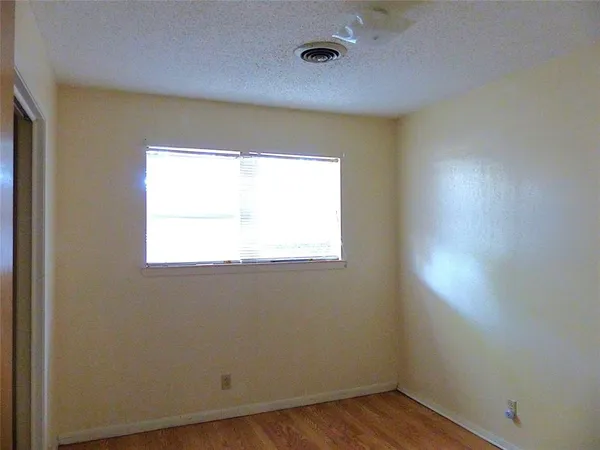 $122,500 | 115 South Street, Brady, TX 76825