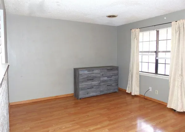 $122,500 | 115 South Street, Brady, TX 76825