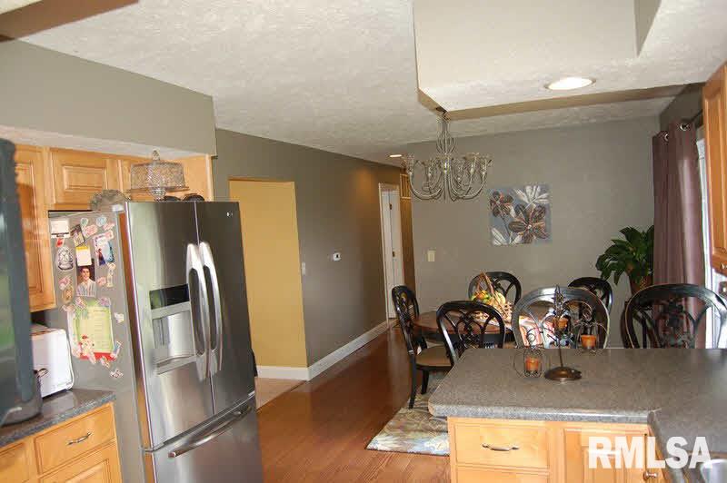 8123 Stonefort Road Creal Springs, IL 62922 - Photo 8 of 25 Gallery Image 8