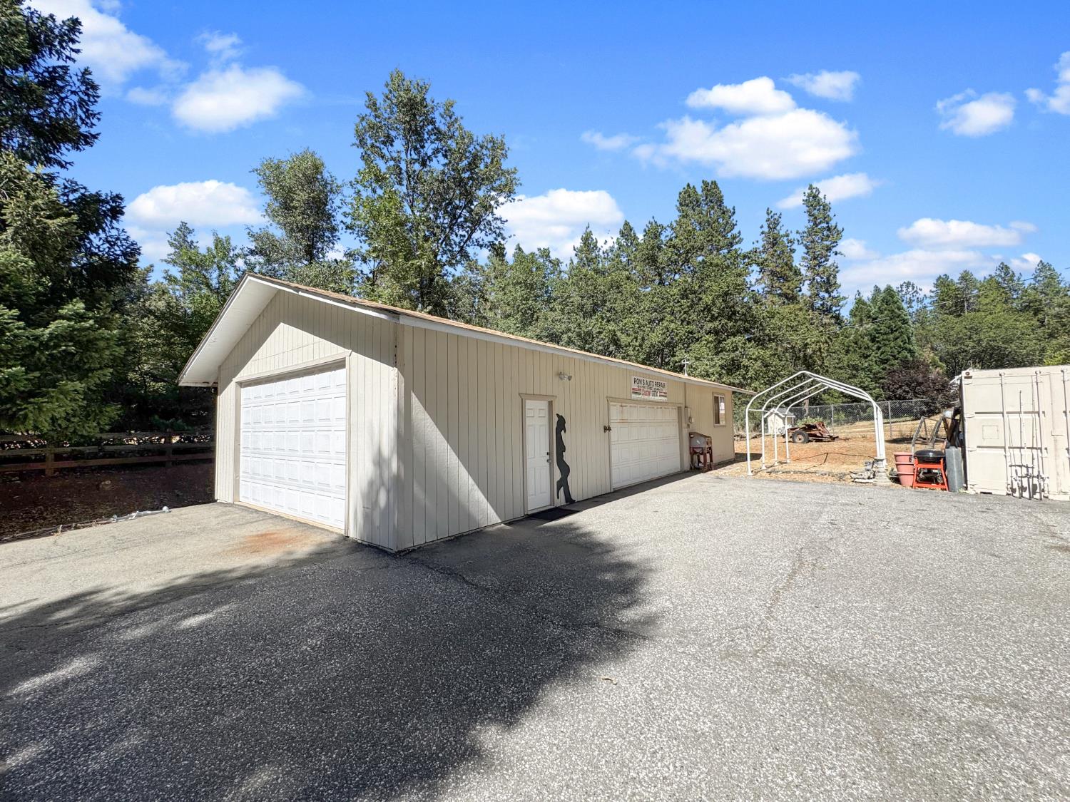 10800 Round Valley Road Grass Valley, CA 95949 - Photo 2 of 17 1300 sq ft shop