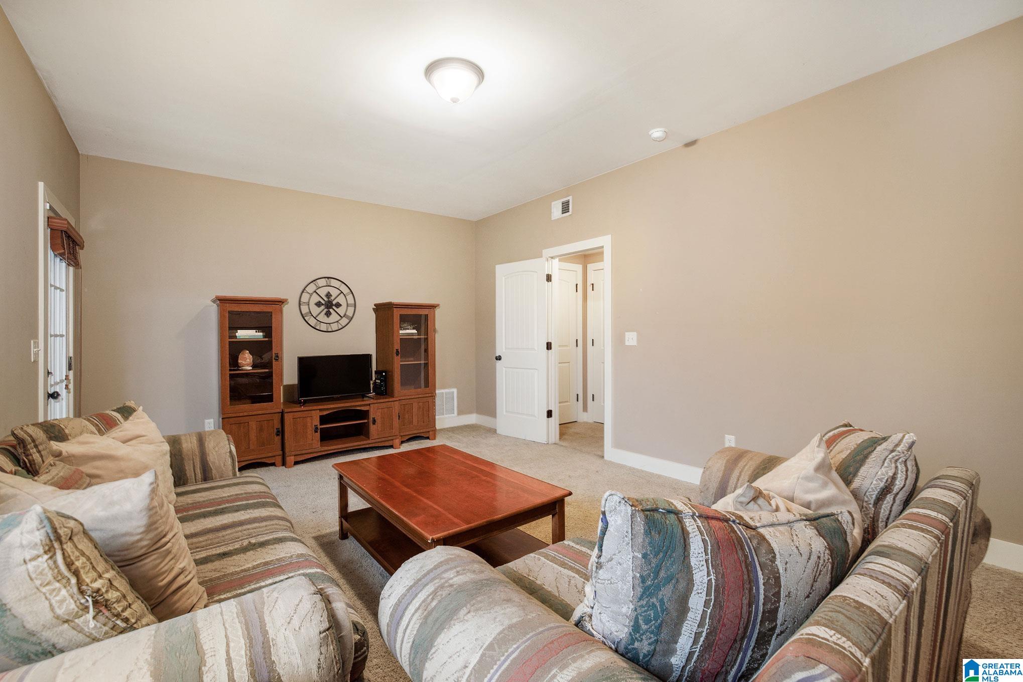 305 Cromwell Alabaster, AL 35114 - Photo 26 of 34