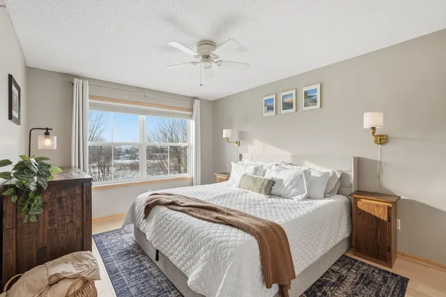 $300,000 | 4605 Victor Path, Unit 1, Hugo, MN 55038