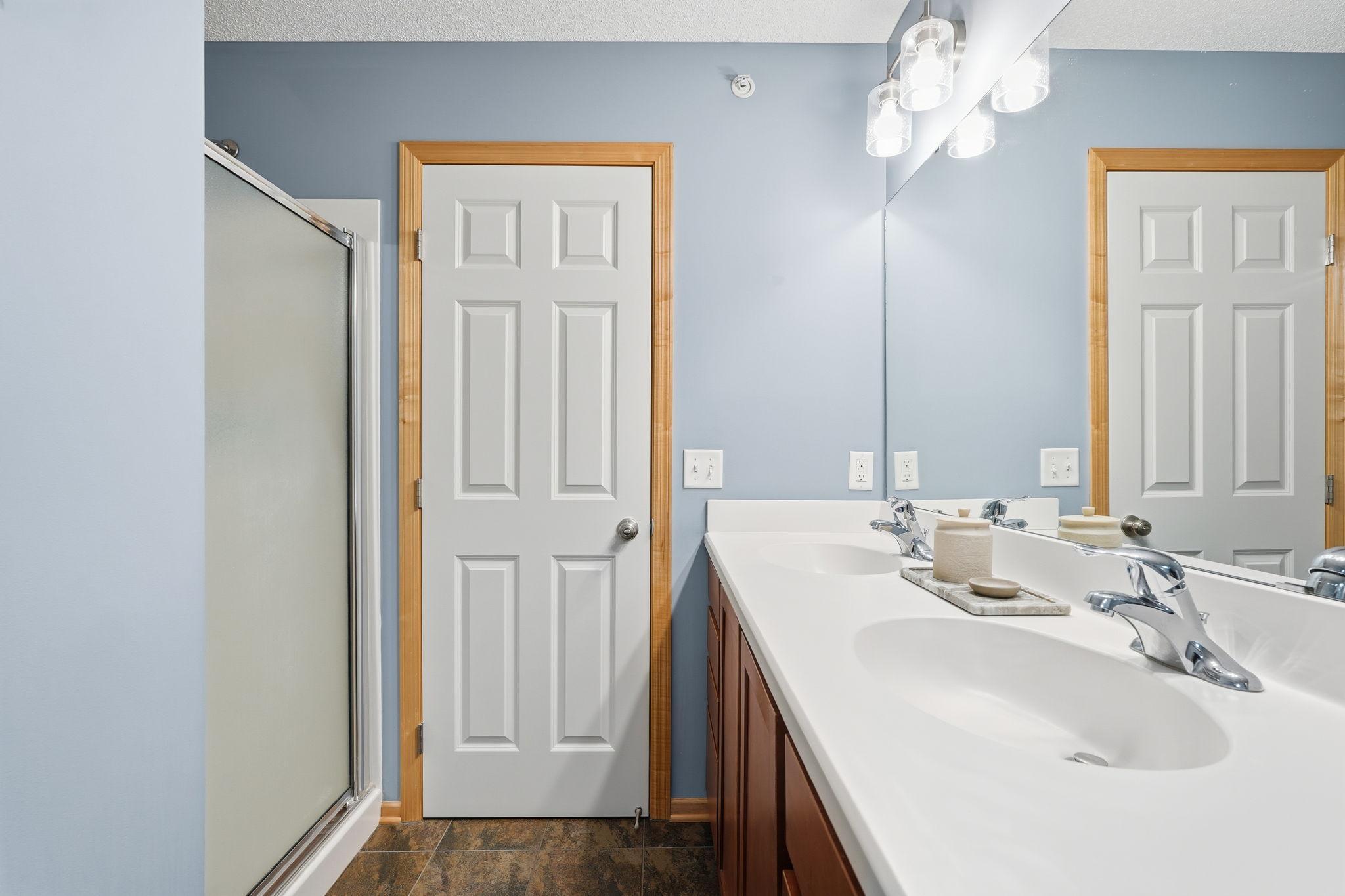 4605 Victor Path, Unit 1 Hugo, MN 55038 - Photo 21 of 39