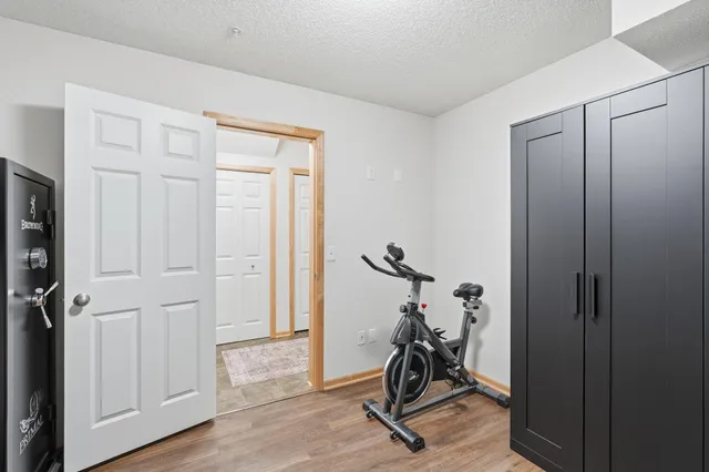 $300,000 | 4605 Victor Path, Unit 1, Hugo, MN 55038