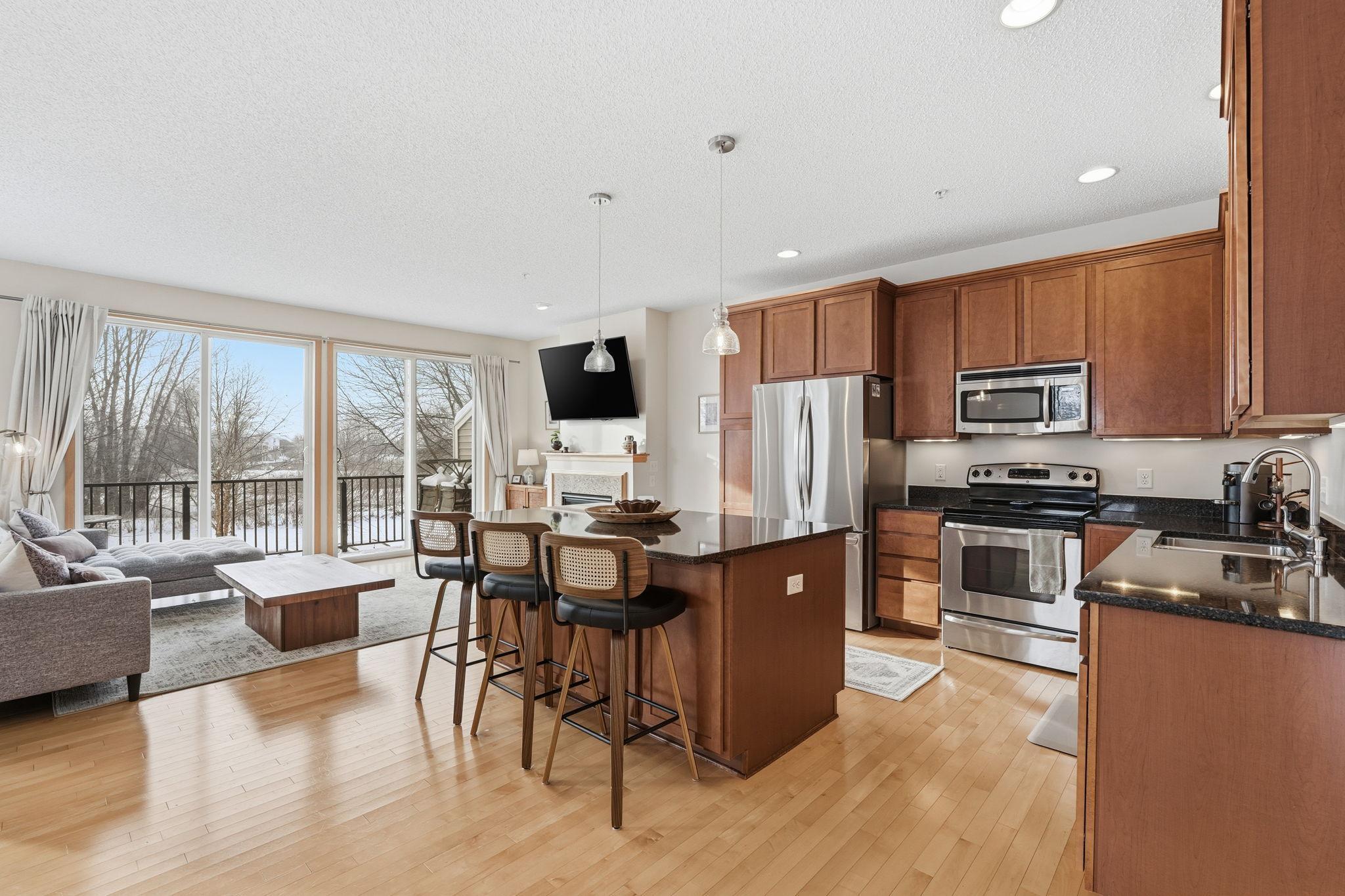 4605 Victor Path, Unit 1 Hugo, MN 55038 - Photo 9 of 39