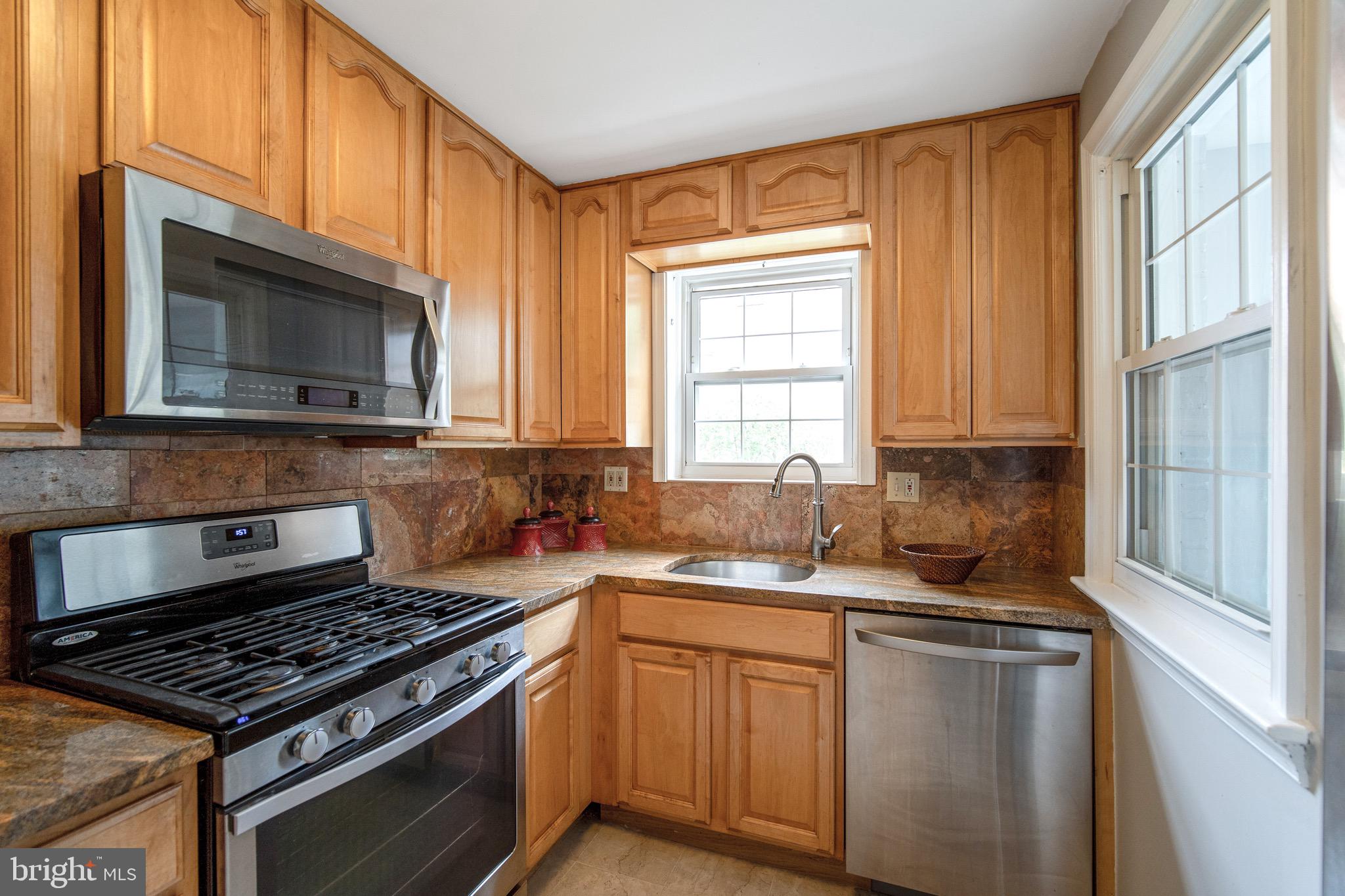 2106 Dayton Street Silver Spring, MD 20902 - Photo 12 of 28 Remodeled and updated Kitchen