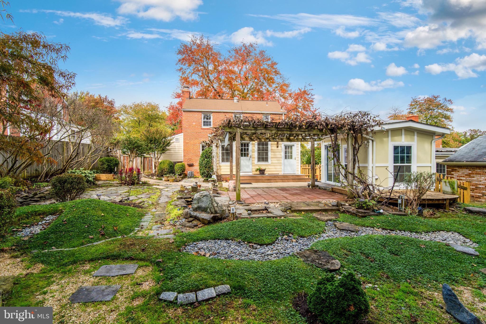2106 Dayton Street Silver Spring, MD 20902 - Photo 23 of 28 Backyard view