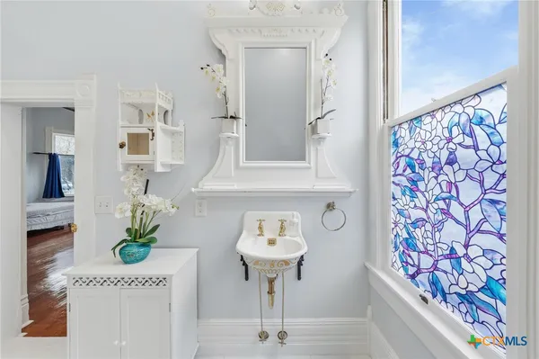 $445,000 | 300 Estelle Rice Street, Moody, TX 76557