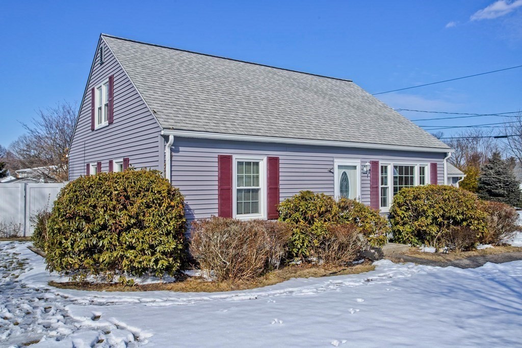 72 Kipling Street Springfield, MA 01118 - Photo 2 of 37
