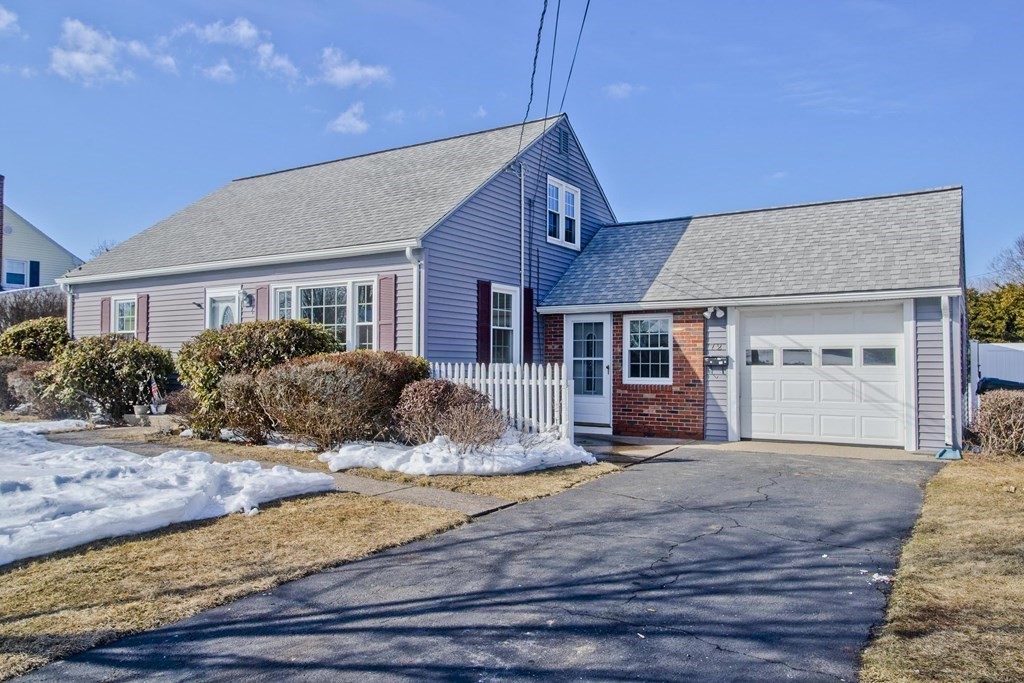 72 Kipling Street Springfield, MA 01118 - Photo 3 of 37