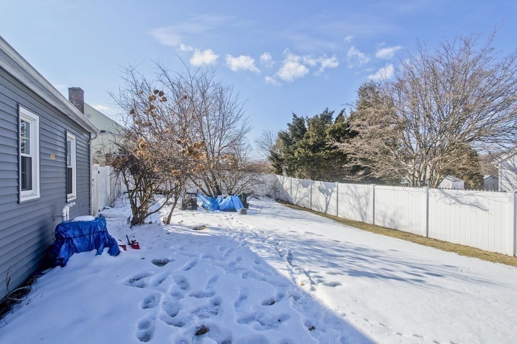 72 Kipling Street Springfield, MA 01118 - Photo 35 of 37