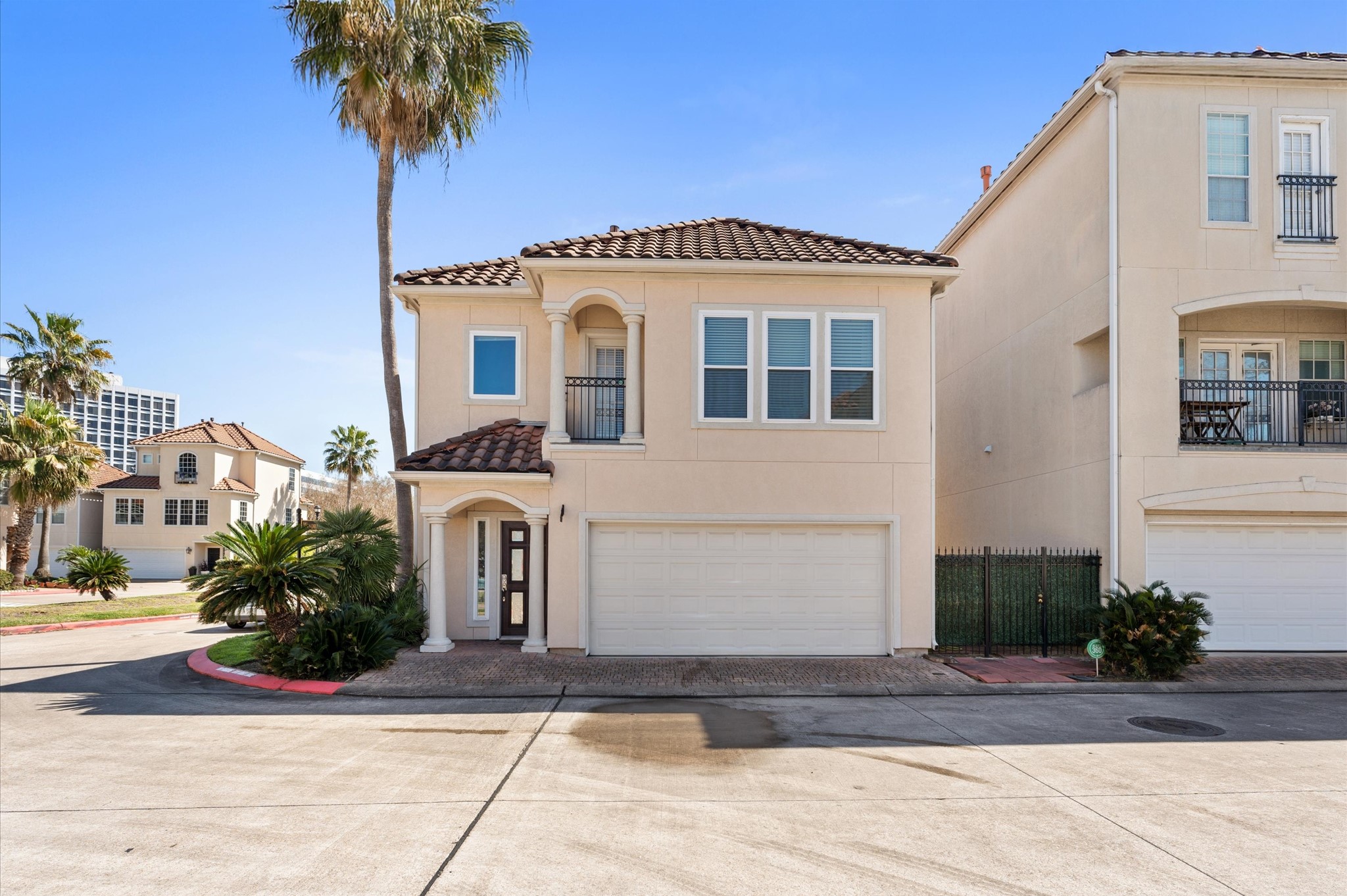 6107 Windwater Pointe Houston, TX 77036 - Photo 1 of 27