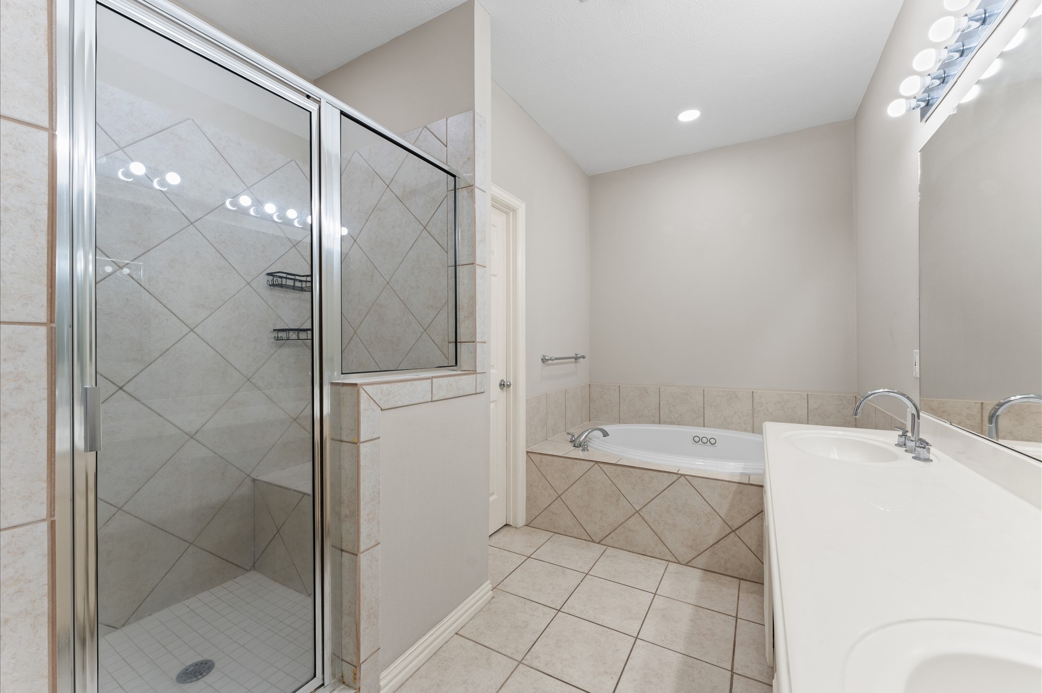 6107 Windwater Pointe Houston, TX 77036 - Photo 16 of 27