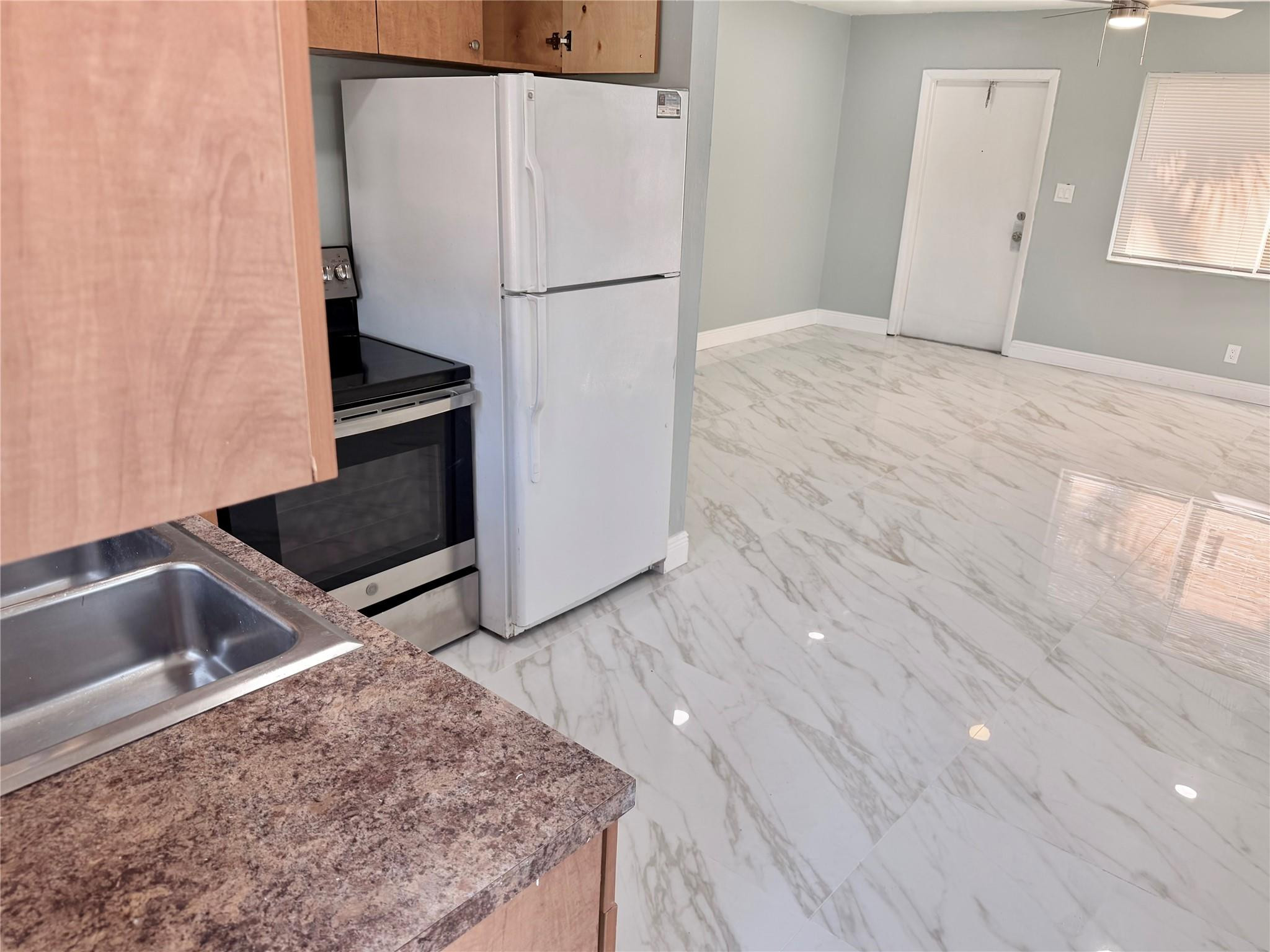 218 Southwest 1st Court Pompano Beach, FL 33060 - Photo 19 of 31 Photo 20