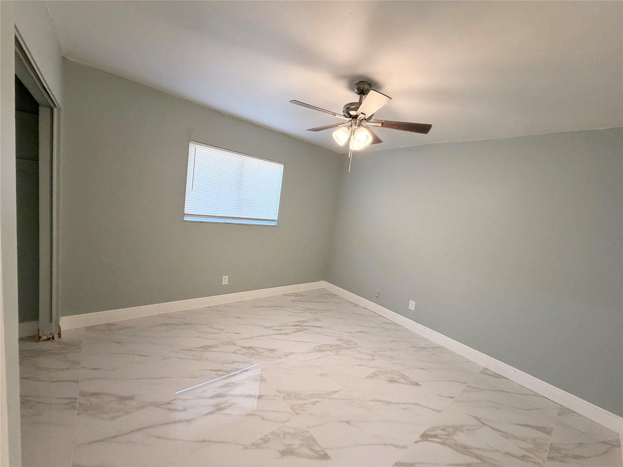 218 Southwest 1st Court Pompano Beach, FL 33060 - Photo 9 of 31 Photo 9